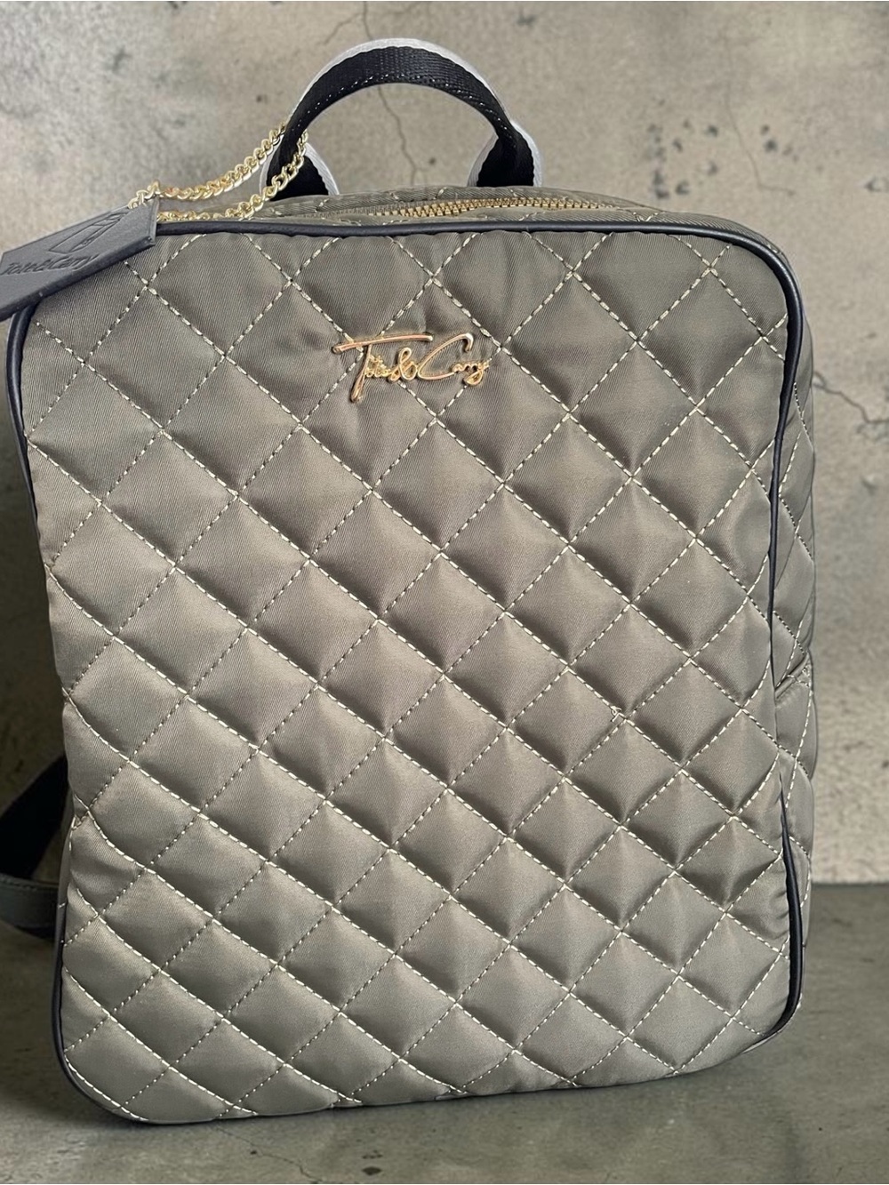 Tote&Carry Quilted Diamond Stitch Backpack Olive Green Metallic NWOT